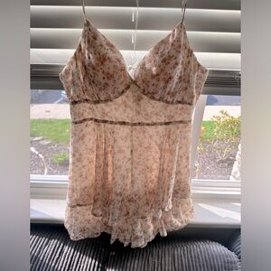 ✨Altar’d State romper dress✨